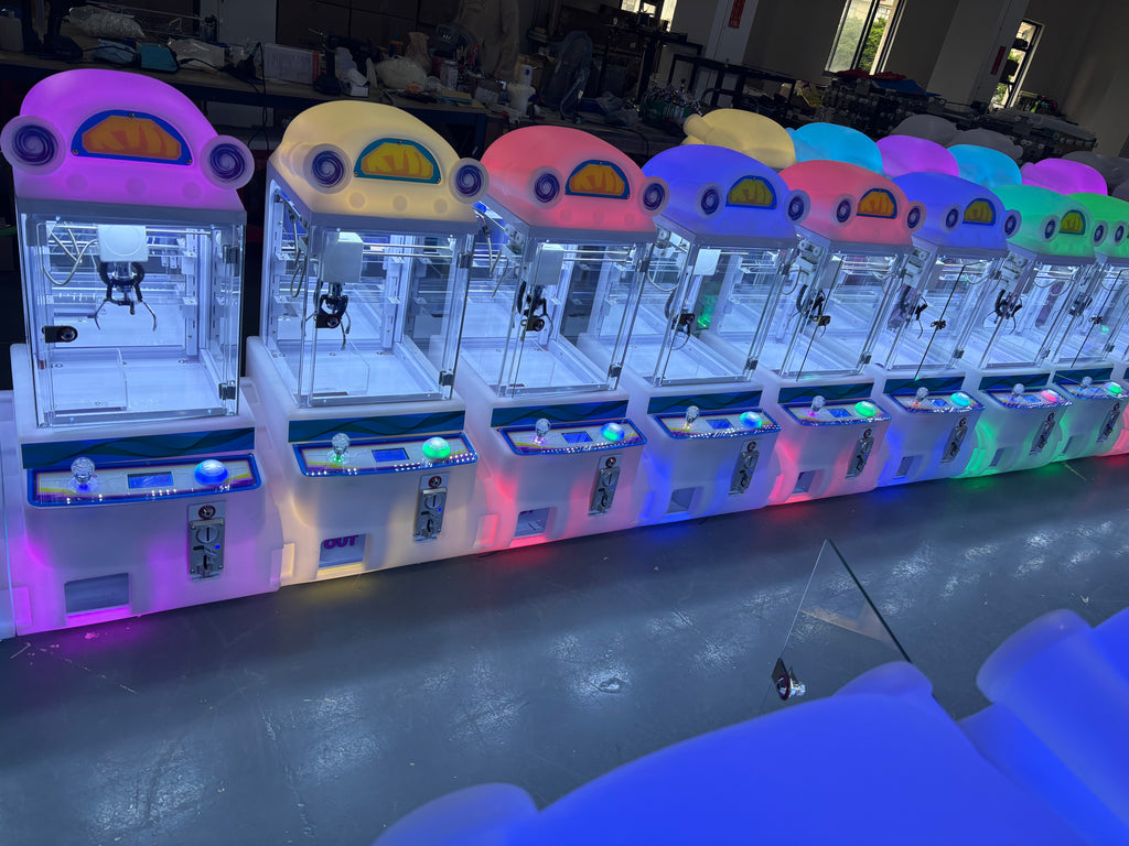 Deluxe Colorful Boutique Doll Grabbing Machine Small Household Mini Clip Doll Machine Children's Commercial Clip Candy
