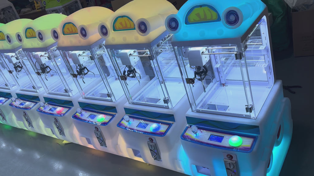 Deluxe Colorful Boutique Doll Grabbing Machine Small Household Mini Clip Doll Machine Children's Commercial Clip Candy
